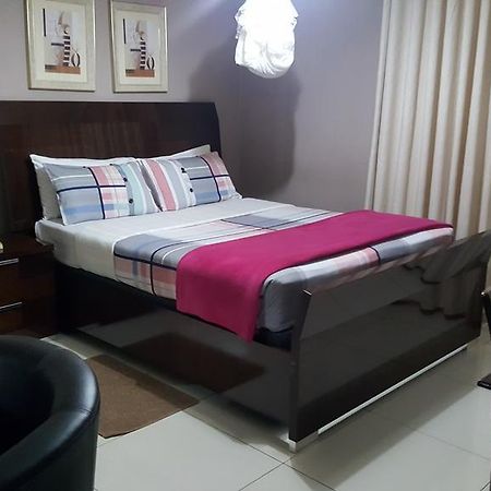 Cypress Executive Lodge ลิฟวิงสโตน ภายนอก รูปภาพ