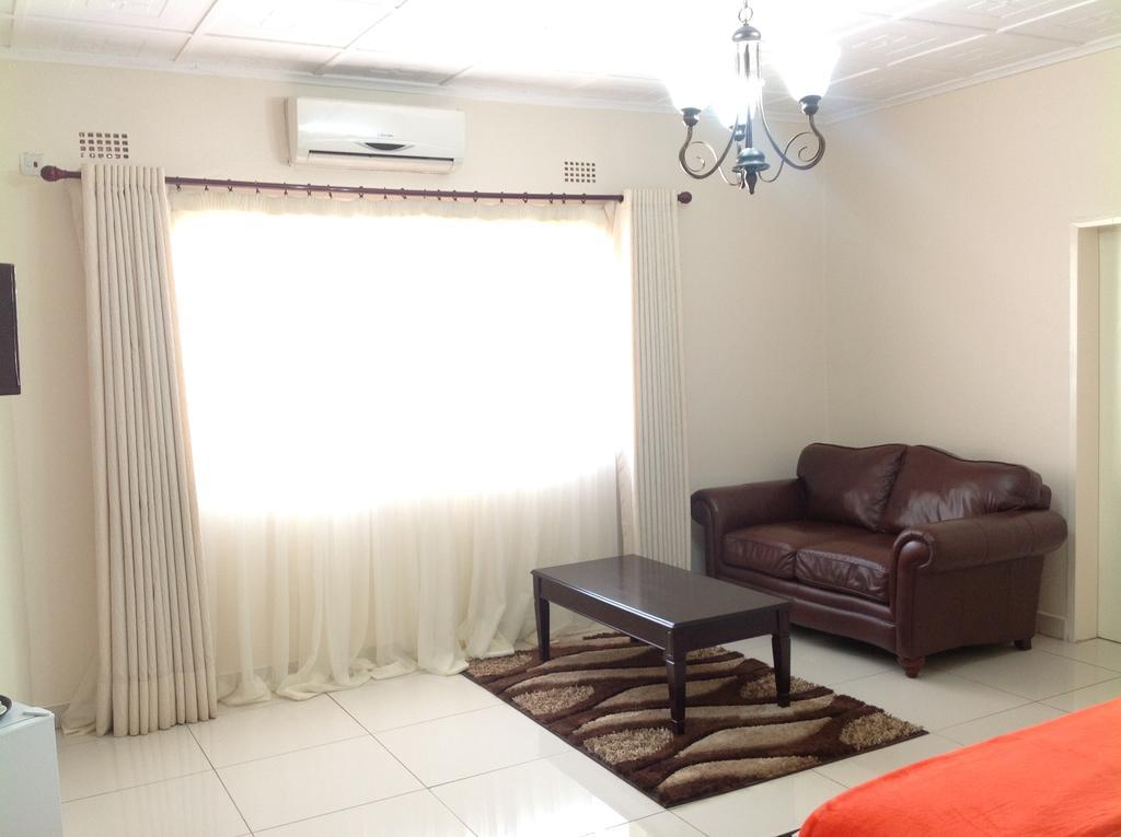 Cypress Executive Lodge ลิฟวิงสโตน ห้อง รูปภาพ