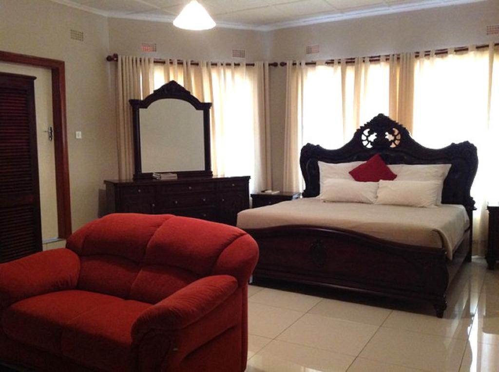 Cypress Executive Lodge ลิฟวิงสโตน ภายนอก รูปภาพ